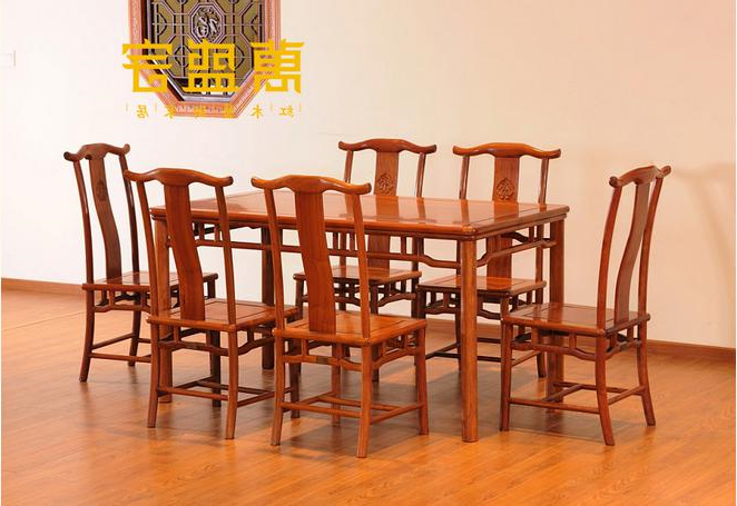 缅花明式餐台